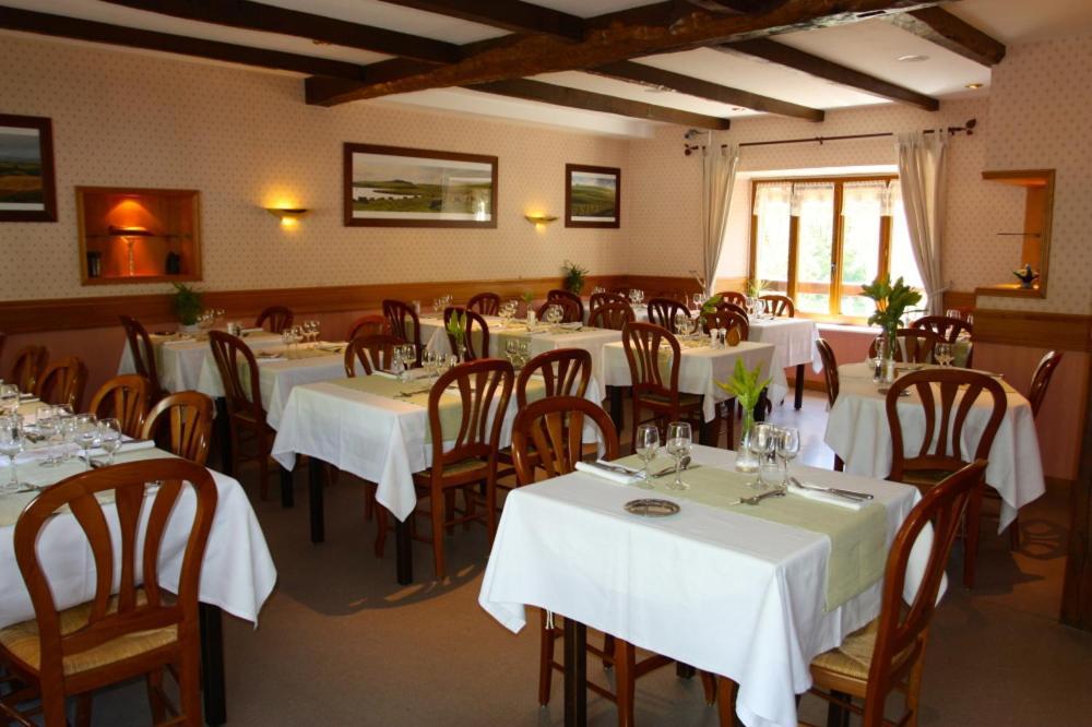 Hotel Des Voyageurs Saint-Chely-d'Aubrac Ngoại thất bức ảnh