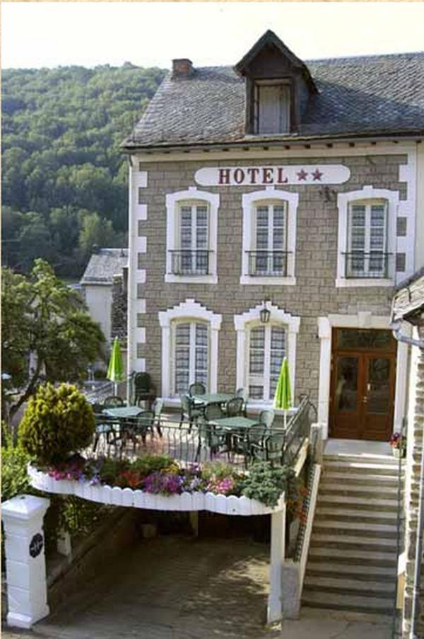 Hotel Des Voyageurs Saint-Chely-d'Aubrac Ngoại thất bức ảnh
